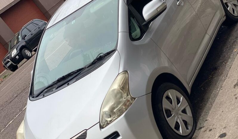 
								Toyota Ractis 2008 full									