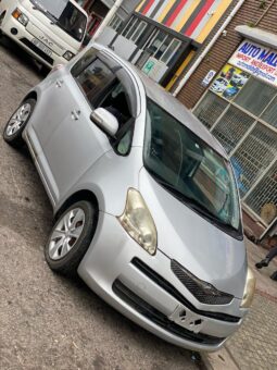Toyota Ractis 2008