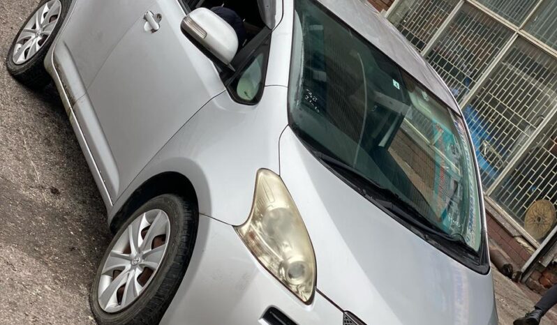 
								Toyota Ractis full									