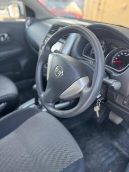 
										Nissan Latio full									