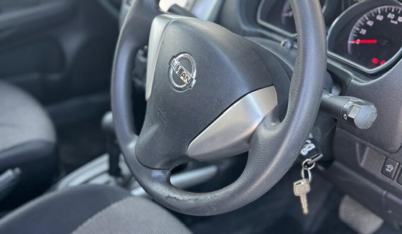 
								Nissan Latio full									