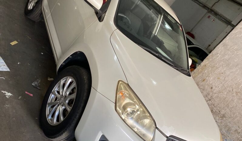 
								Toyota RAV4 full									