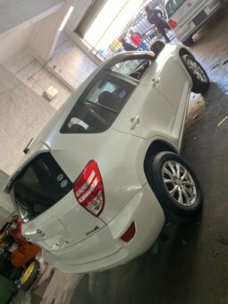 
										Toyota RAV4 full									