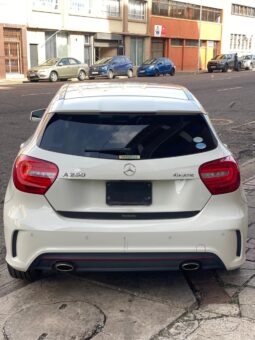 
										Mercedes-Benz A250 full									