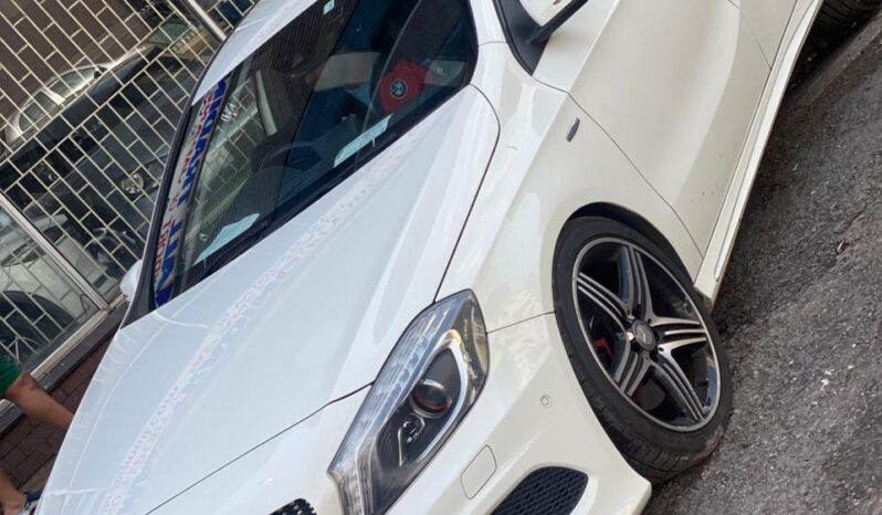 
								Mercedes-Benz A250 full									