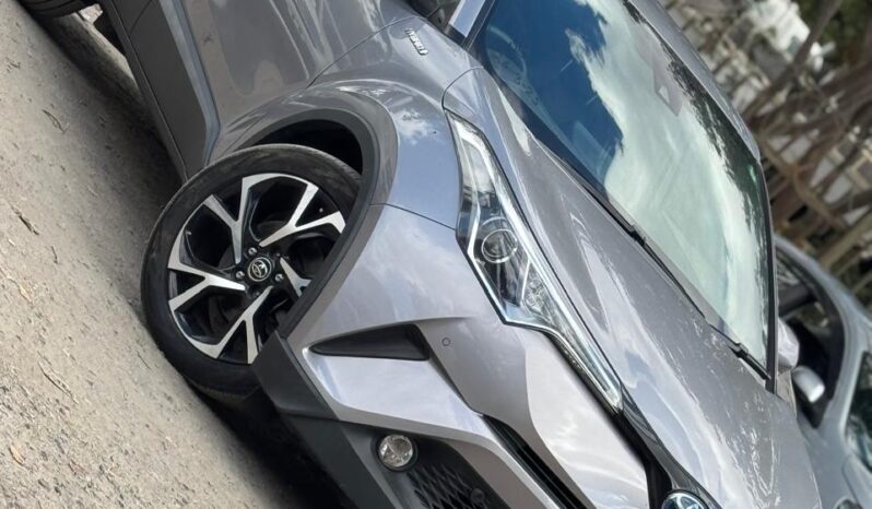 
								Toyota C-HR 2016/12 full									