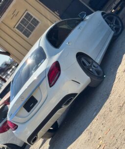 
										Mercedes-Benz C200 full									