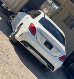 
										Mercedes-Benz C200 full									