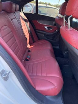
										Mercedes-Benz C200 full									