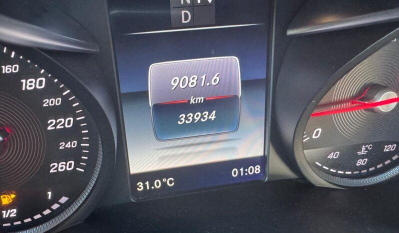 
								Mercedes-Benz C200 full									