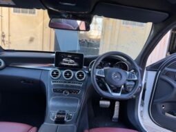 
										Mercedes-Benz C200 full									