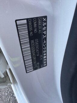 
										Mercedes-Benz C200 full									