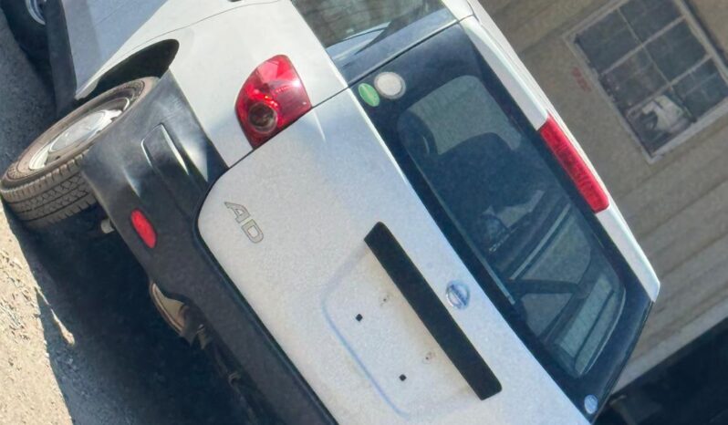 
								Nissan AD Van full									