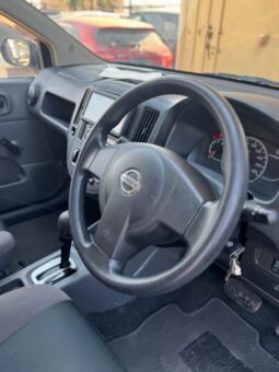 
										Nissan AD Van full									