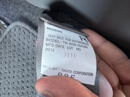 
										Nissan AD Van full									