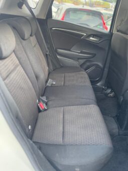 
										Honda Fit Hybrid full									
