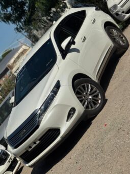 
										Toyota Harrier full									