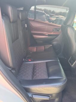
										Toyota Harrier full									