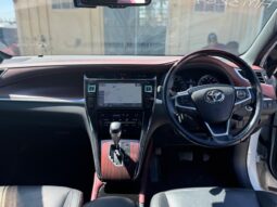 
										Toyota Harrier full									