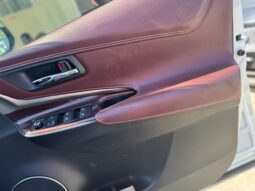 
										Toyota Harrier full									