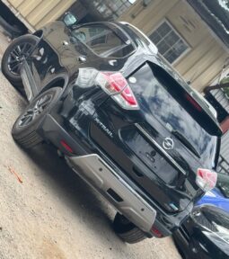 
										Nissan X-Trail Hybrid full									