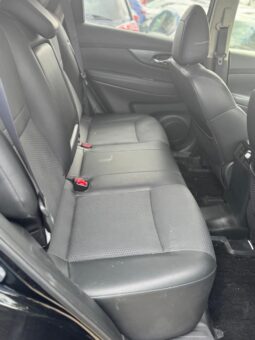 
										Nissan X-Trail Hybrid full									