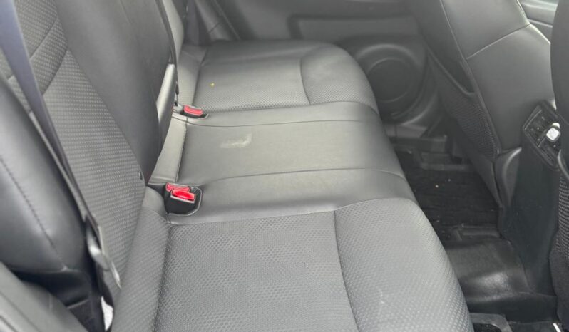 
								Nissan X-Trail Hybrid full									