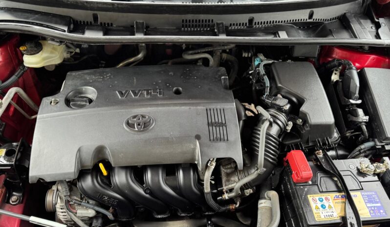 
								Toyota Auris full									