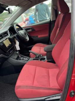 
										Toyota Auris full									