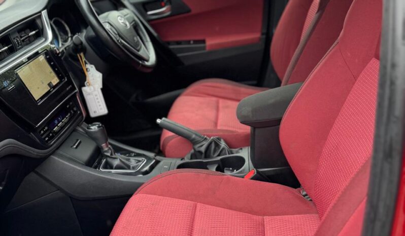 
								Toyota Auris full									