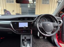 
										Toyota Auris full									