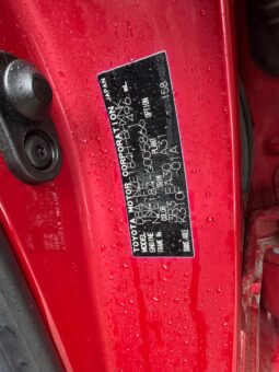 
										Toyota Auris full									