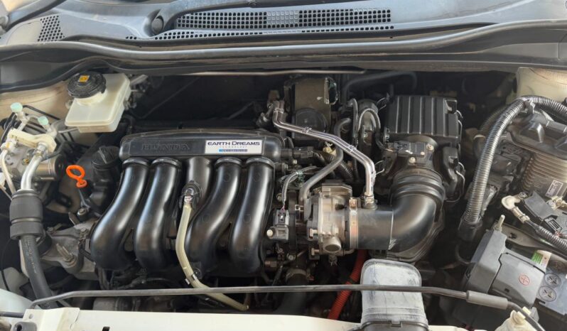 
								Honda Vezel (2015/11) full									