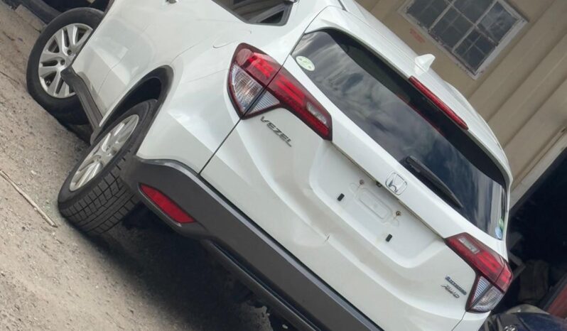 
								Honda Vezel full									
