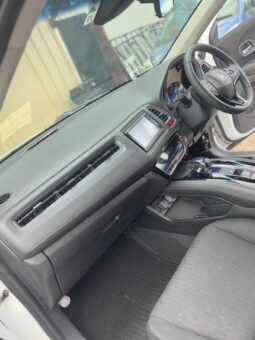 
										Honda Vezel full									