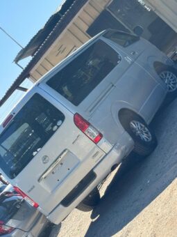 
										Toyota Hiace Super GL full									