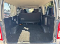 
										Toyota Hiace Super GL full									