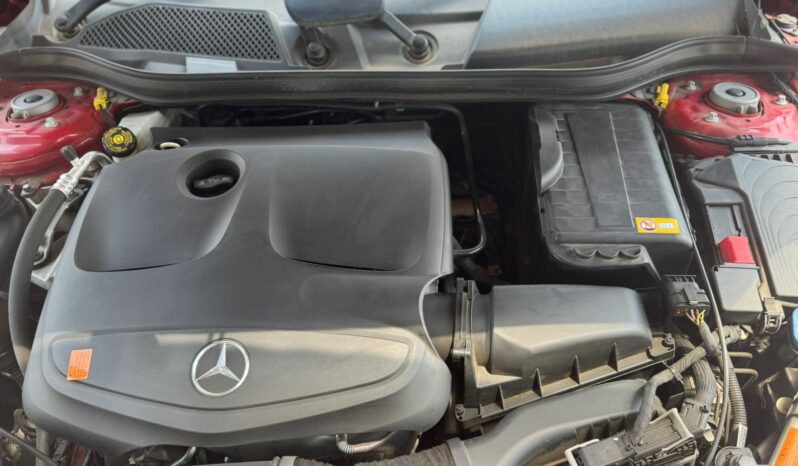 
								Mercedes-Benz A-Class A180 full									