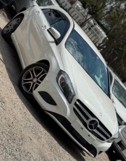 
										Mercedes-Benz A-Class A180 full									