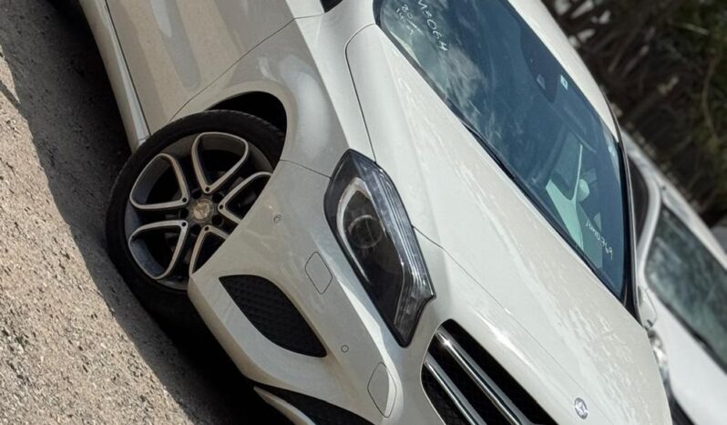
								Mercedes-Benz A-Class A180 full									
