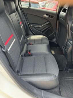 
										Mercedes-Benz A-Class A180 full									