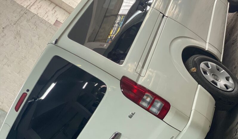 
								Toyota Quantum GL full									